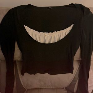 Size M black and white crop top